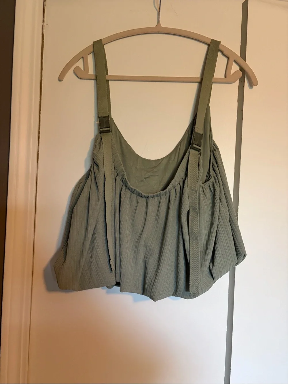 Anthropologie Sheer Ribbed Buckle Bubble Tank NWT size large - Picture 10 of 11